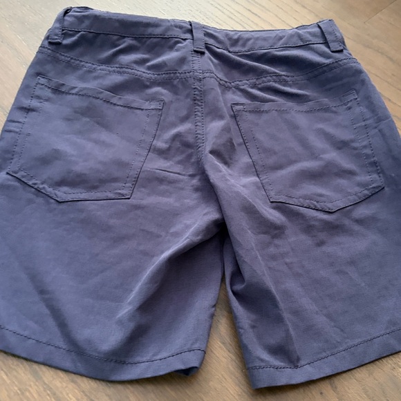 Boys size 8 Cat&Jack blue shorts - Picture 7 of 7